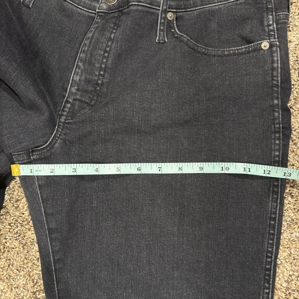 Madewell low-rise jeans size 33, lunar wash, 100% cotton, straight leg - Picture 11 of 12
